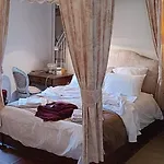 La Coudonie Bed & Breakfast 4*