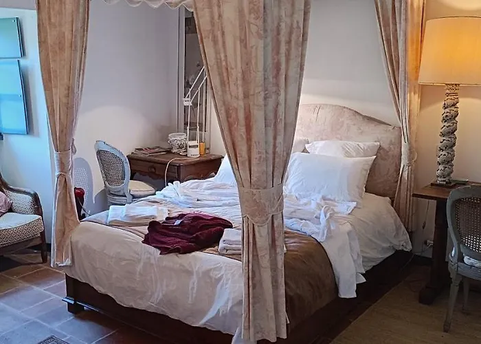 La Coudonie Bed & Breakfast 4*